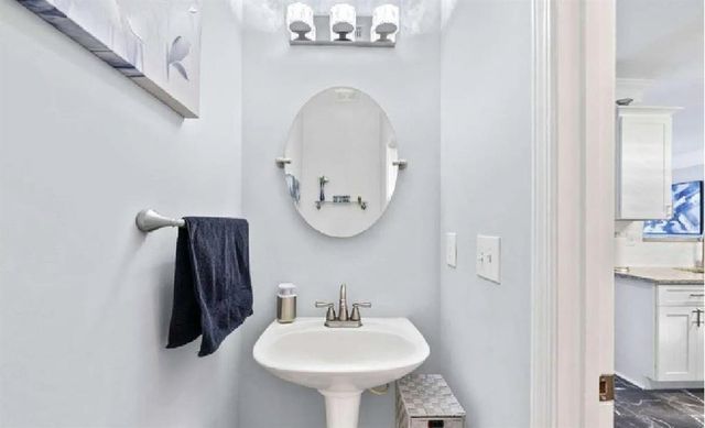928 Pierce Ivy Court, Lawrenceville, GA 30043