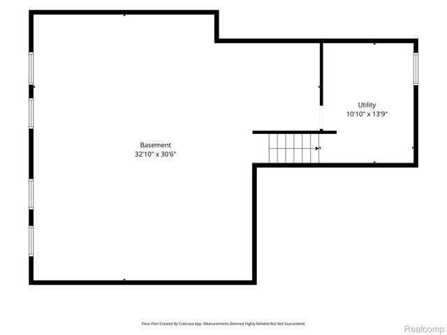 26122 Warner Avenue, Warren, MI 48091