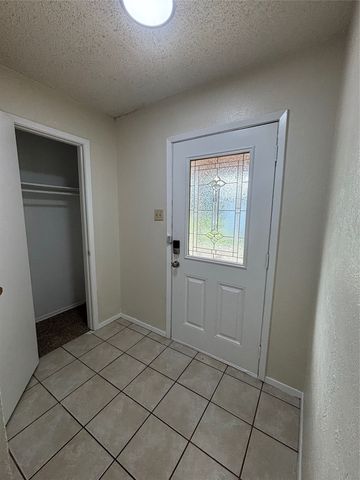 1008 Poplar Street 1010, Benbrook, TX 76126