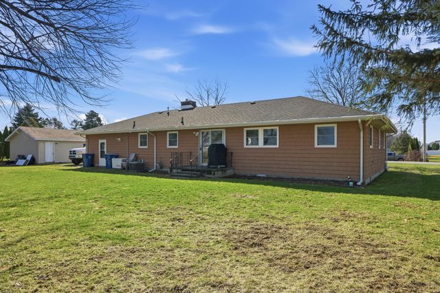 8310 W 101st Avenue, St. John, IN 46373