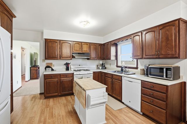 8310 W 101st Avenue, St. John, IN 46373