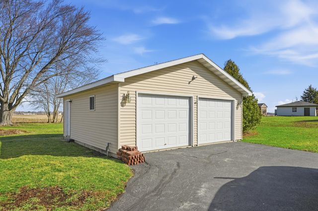 8310 W 101st Avenue, St. John, IN 46373