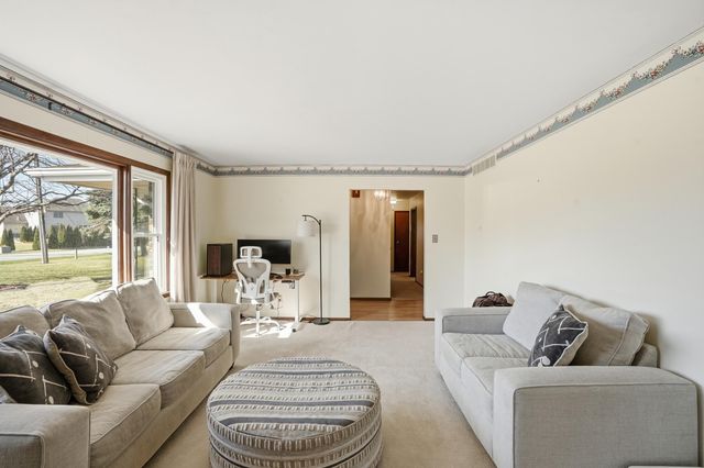 8310 W 101st Avenue, St. John, IN 46373