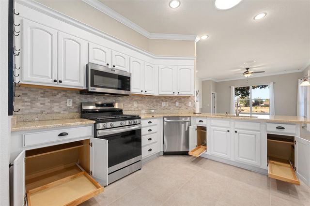 8737 SW 83RD CIRCLE, Ocala, FL 34481