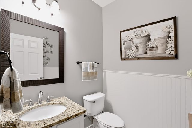 8856 Spring Violet Place, Zionsville, IN 46077