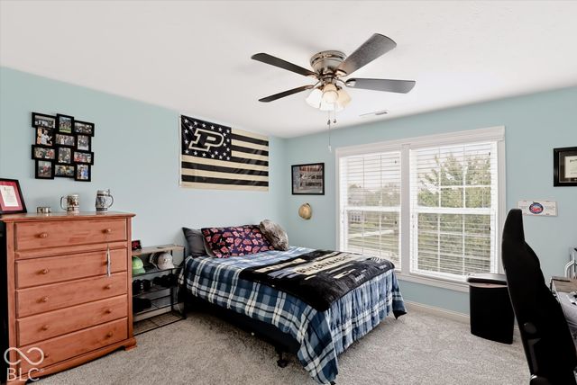 8856 Spring Violet Place, Zionsville, IN 46077