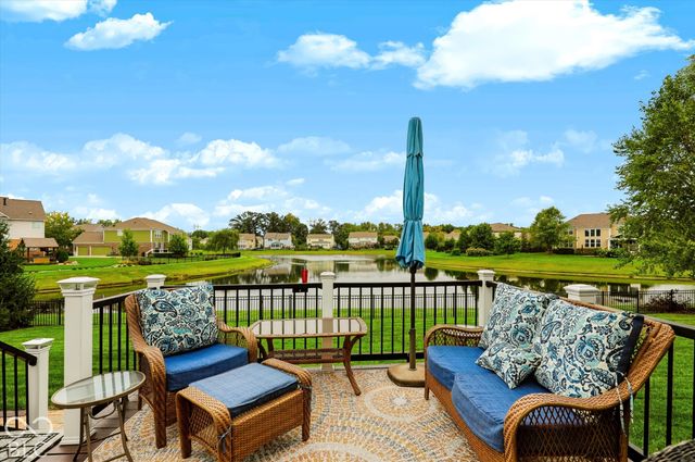 8856 Spring Violet Place, Zionsville, IN 46077