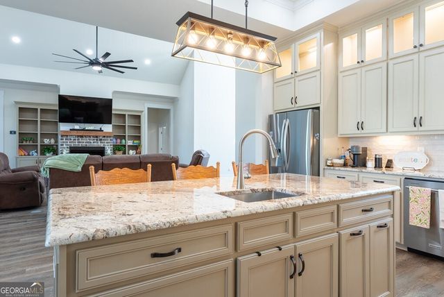 5878 Natures Way, Naylor, GA 31641