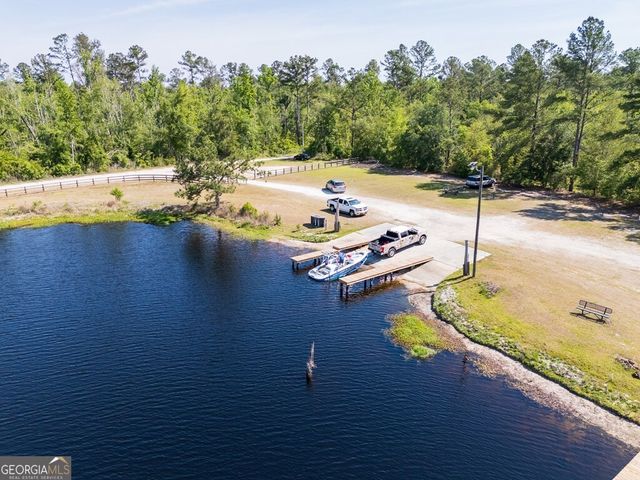 5878 Natures Way, Naylor, GA 31641