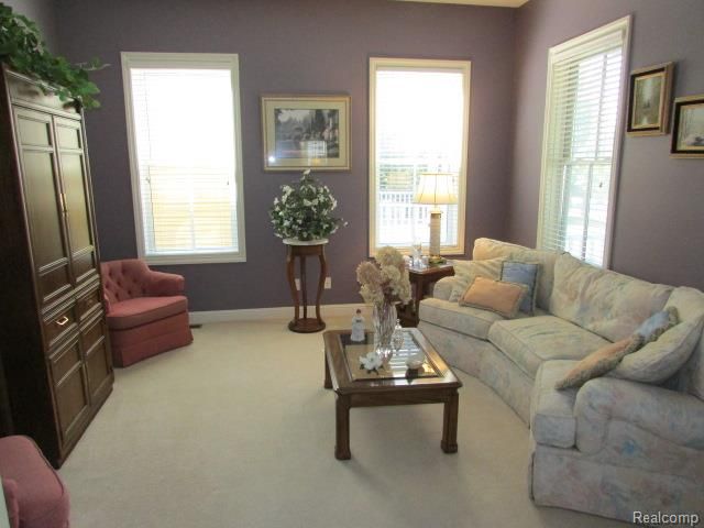 556 McKinley Circle, Canton Charter Township, MI 48188