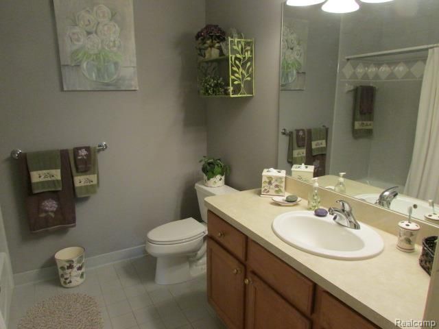 556 McKinley Circle, Canton Charter Township, MI 48188