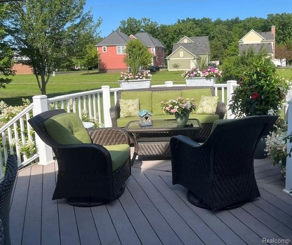 556 McKinley Circle, Canton Charter Township, MI 48188