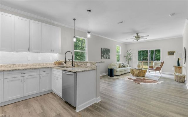 1612 Nansemond PW, Suffolk, VA 23434
