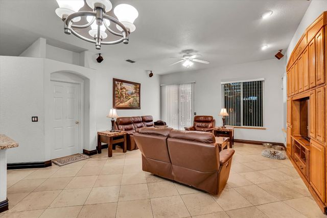 4512 Thira Way, Elk Grove, CA 95758
