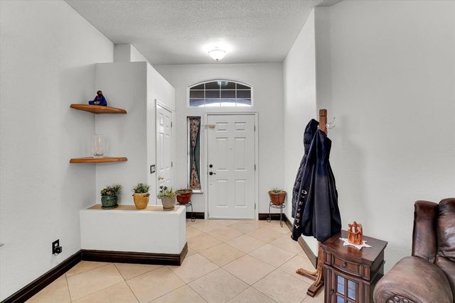 4512 Thira Way, Elk Grove, CA 95758
