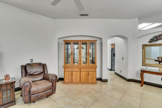 4512 Thira Way, Elk Grove, CA 95758