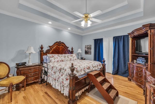 1096 Harbor Landing Drive, Soddy Daisy, TN 37379