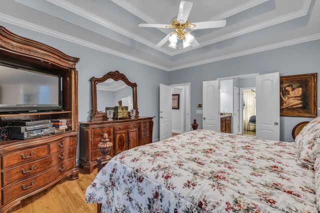 1096 Harbor Landing Drive, Soddy Daisy, TN 37379