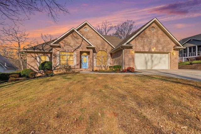 1096 Harbor Landing Drive, Soddy Daisy, TN 37379