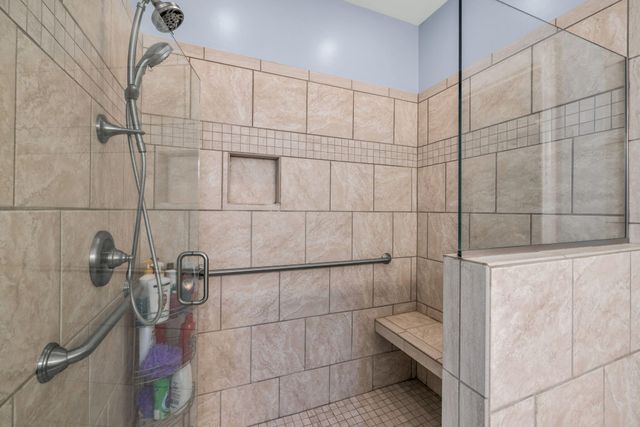 1096 Harbor Landing Drive, Soddy Daisy, TN 37379