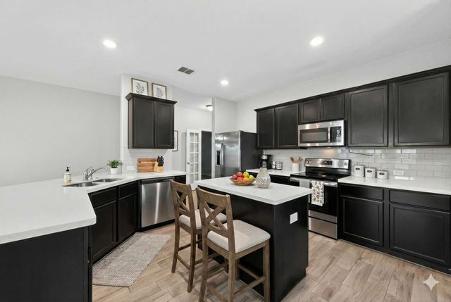 104 Acadia Lane, Forney, TX 75126