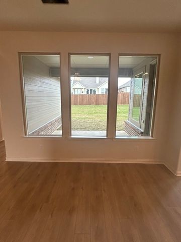 3513 Helena Street, Gainesville, TX 76240