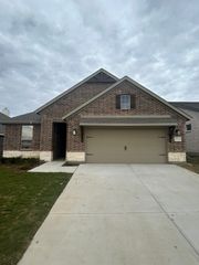 3513 Helena Street, Gainesville, TX 76240