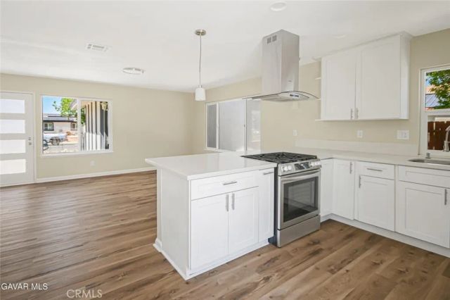 3716 W Avenue K10, Lancaster, CA 93536