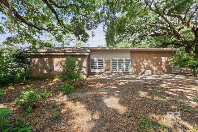 2255 Pratt Drive, Mobile, AL 36605