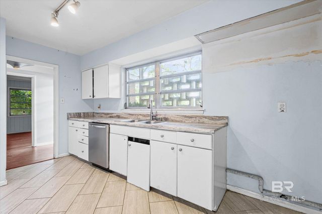 2255 Pratt Drive, Mobile, AL 36605