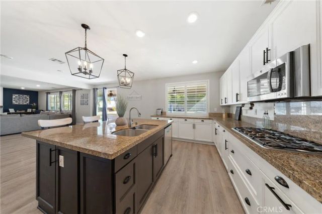23407 Crystal Way, Wildomar, CA 92595
