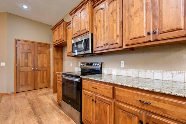 1007 E Lloyd Street, Ozark, MO 65721