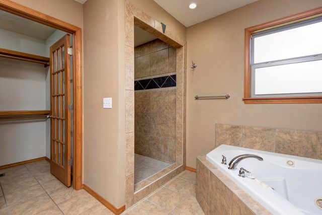 1007 E Lloyd Street, Ozark, MO 65721
