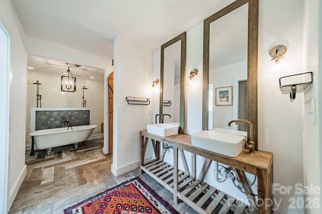 521 Forest Lane, Rock Hill, SC 29730