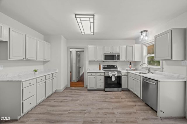 619 Stallings Road, Zebulon, NC 27597