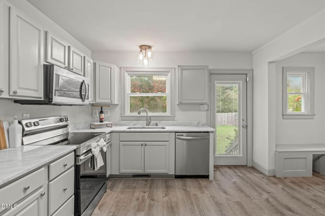 619 Stallings Road, Zebulon, NC 27597