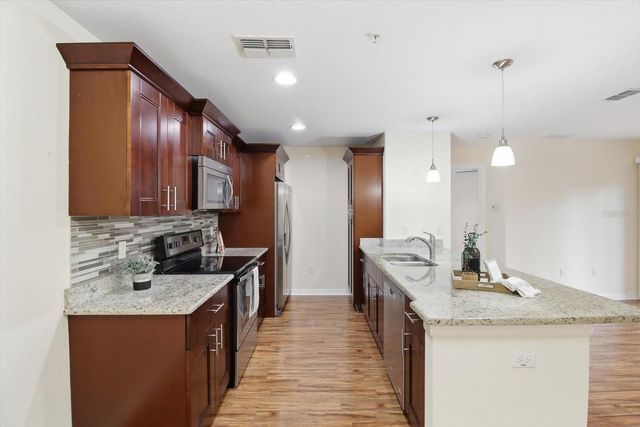 5041 ROYAL PALMS WAY 202, New Port Richey, FL 34652