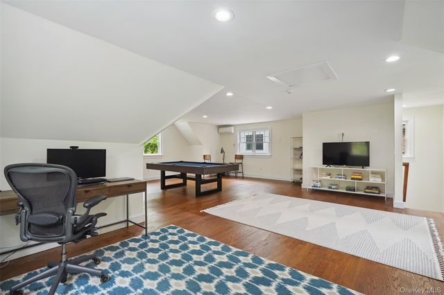 2 Bluestone Lane, South Salem, NY 10590