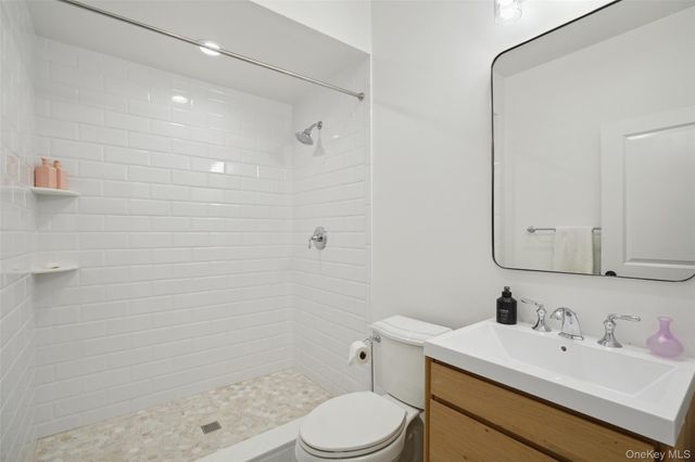 2 Bluestone Lane, South Salem, NY 10590