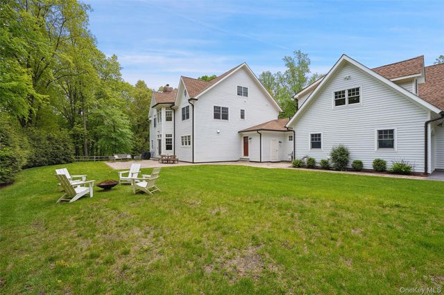 2 Bluestone Lane, South Salem, NY 10590