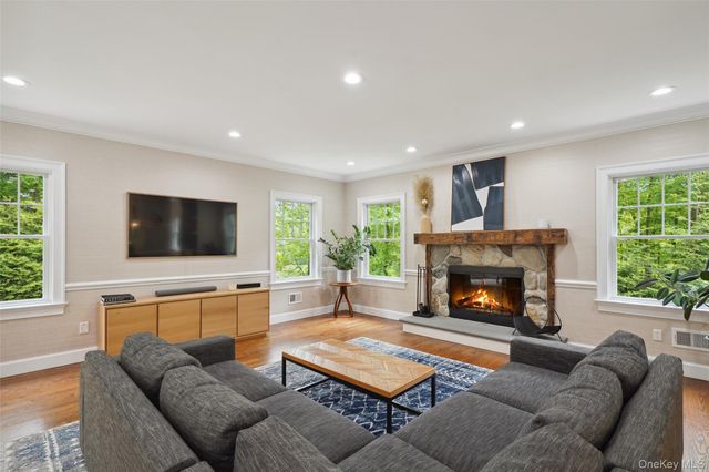 2 Bluestone Lane, South Salem, NY 10590