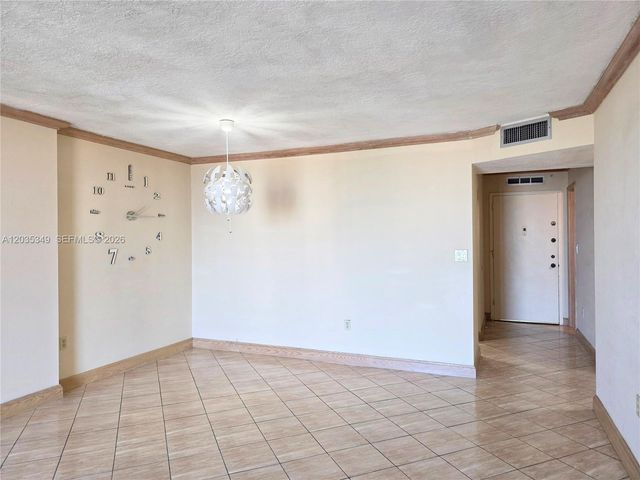 2780 NE 183rd Street 1111, Aventura, FL 33160
