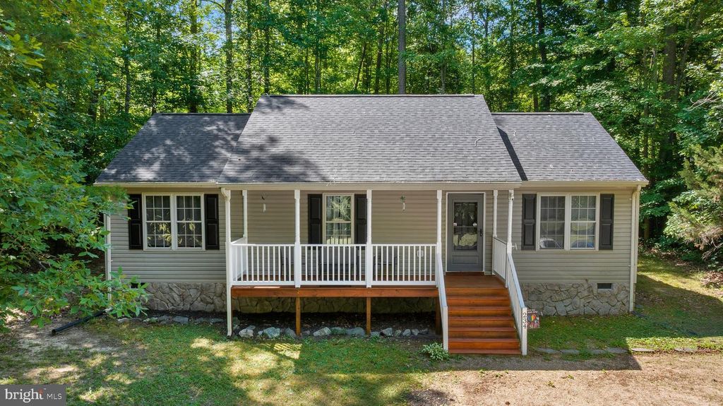 234 LAND OR DR, Ruther Glen, VA 22546
