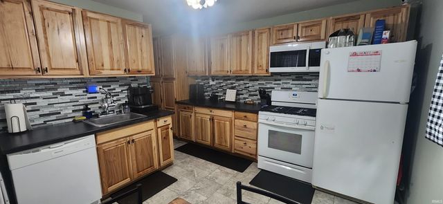 610 Brandford Court, New Haven, IN 46774