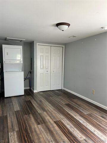 215 8th Street, Park Hills, MO 63601