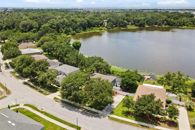 302 LAKE SHEPARD DRIVE, Apopka, FL 32703