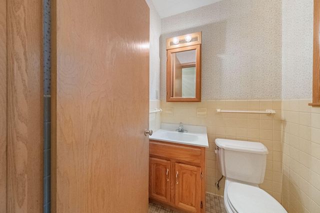 1756 Fry Street, Falcon Heights, MN 55113