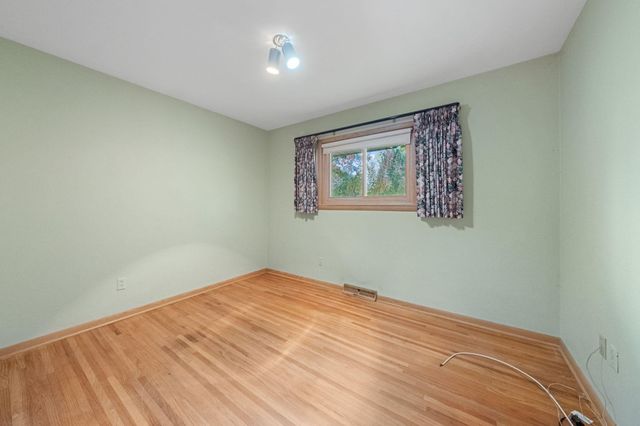 1756 Fry Street, Falcon Heights, MN 55113