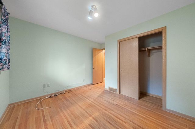 1756 Fry Street, Falcon Heights, MN 55113