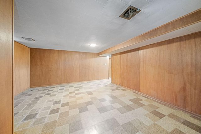 1756 Fry Street, Falcon Heights, MN 55113